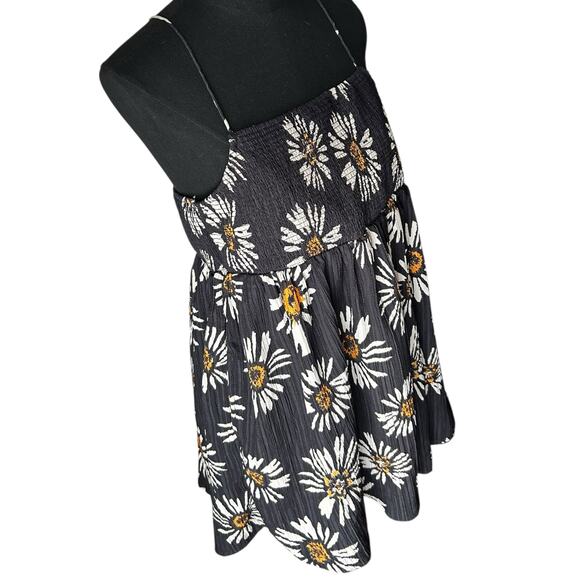 American Eagle Women’s Black Floral Fit and Flare Mini Boho Dress Size Large - Picture 3 of 6